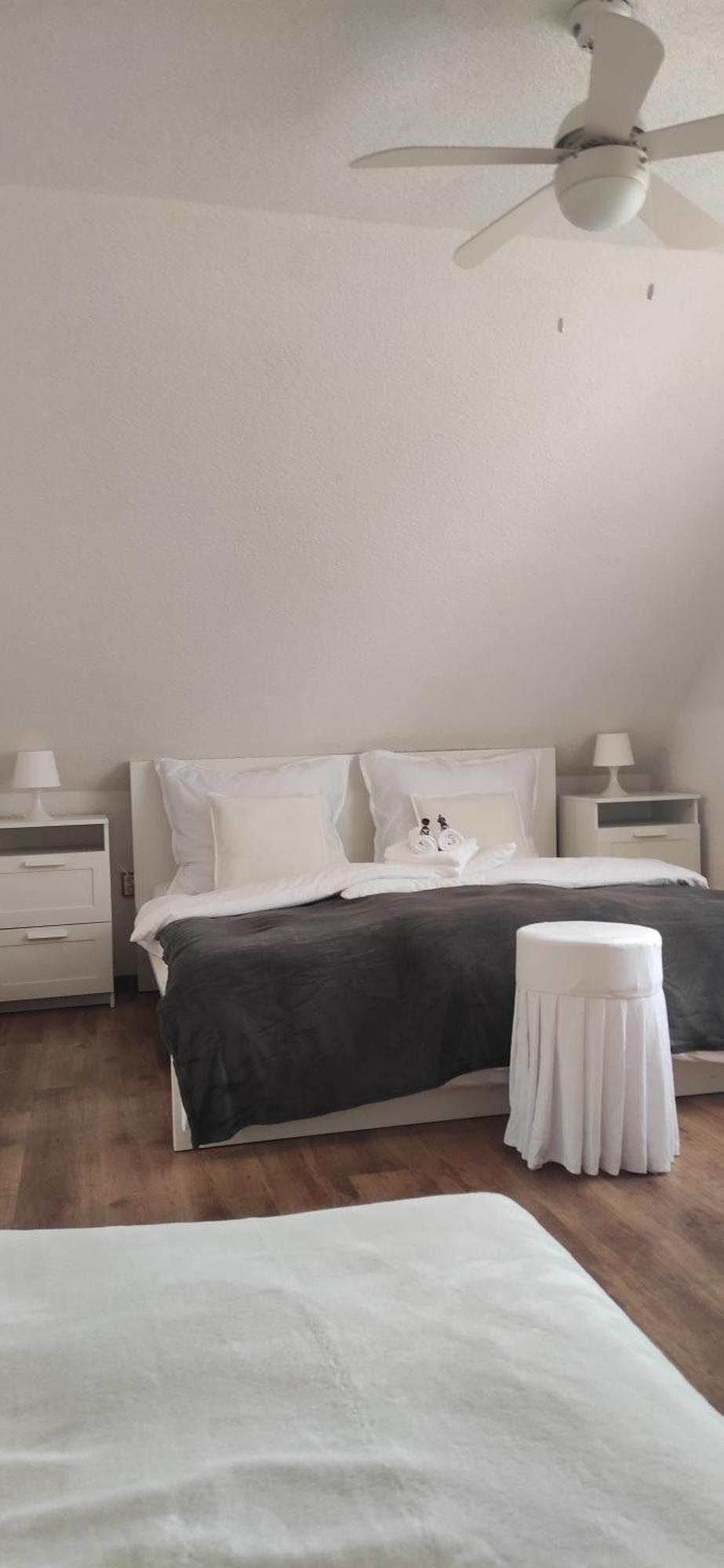 Apartman Nad Vinnym Sklepom Pouzdrany Exterior foto
